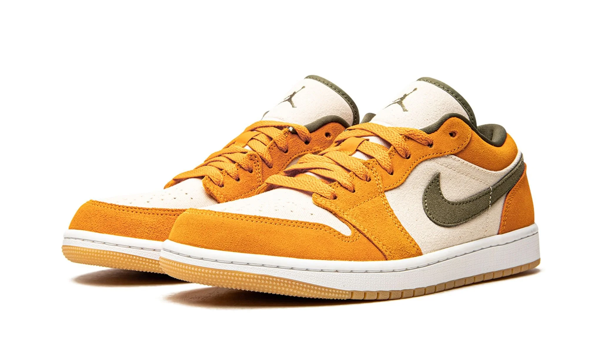 Air Jordan 1 Low SE Light Curry - Image 2