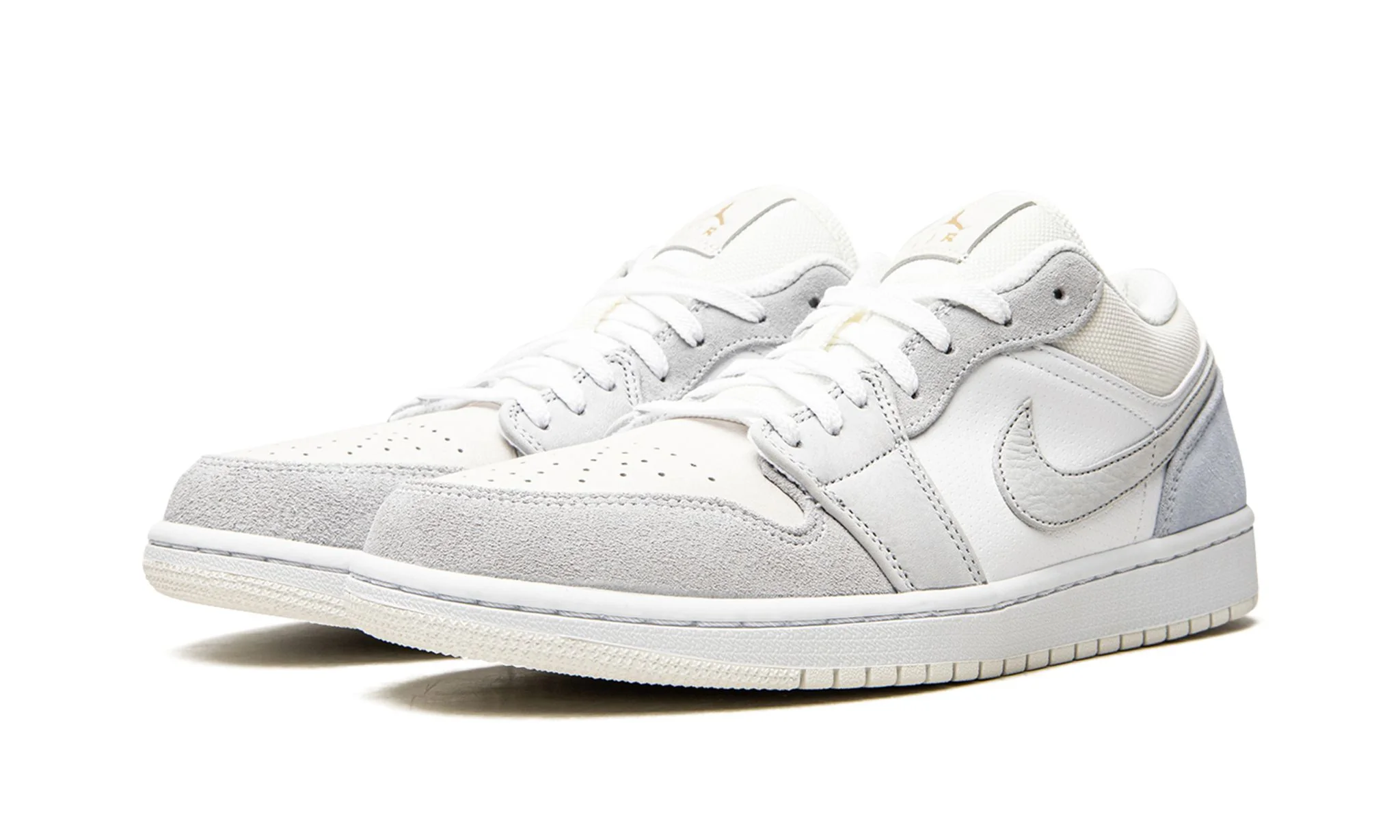 Air Jordan 1 Low Paris - Image 2