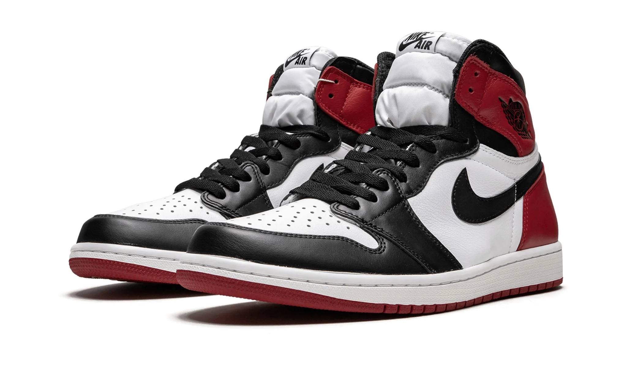 Air Jordan 1 Retro Black Toe (2016) - Image 2