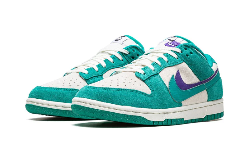 Dunk Low SE 85 Neptune Green (Women's) - Image 2