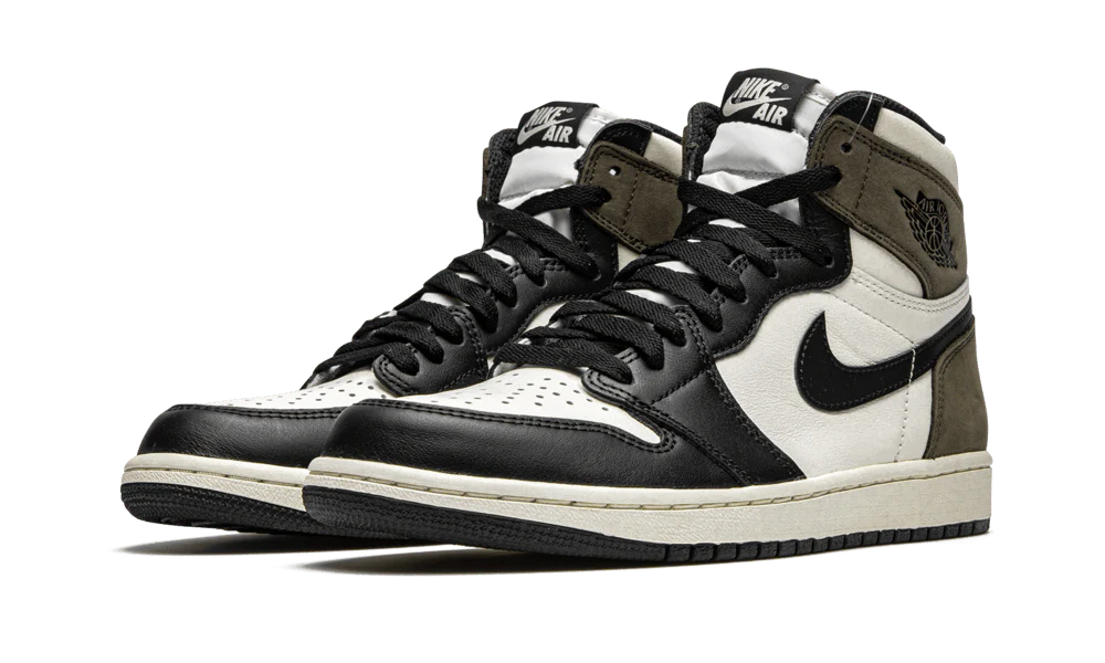 Air Jordan 1 Retro High Dark Mocha - Image 2
