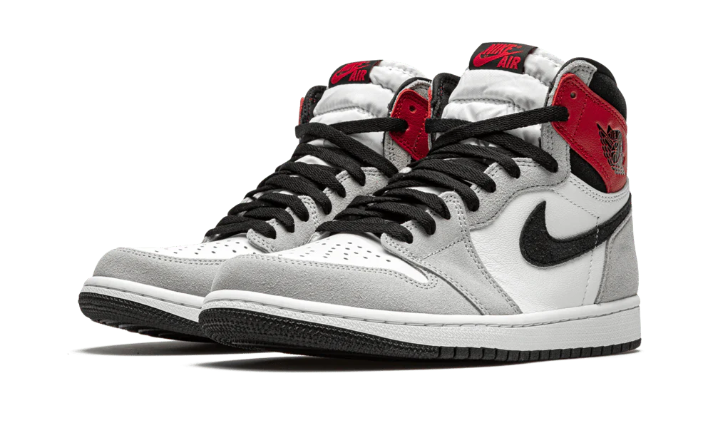 Air Jordan 1 Retro High 'Light Smoke Grey - Image 2