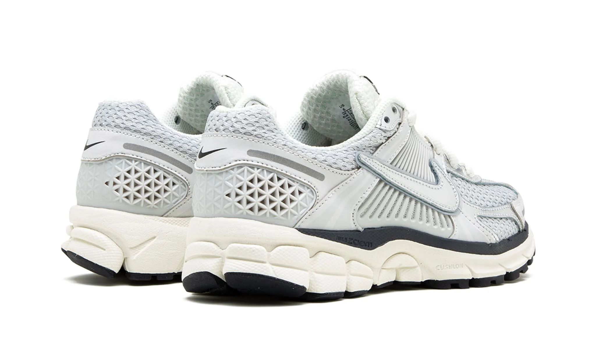 Nike Zoom Vomero 5 Photon Dust - Image 3