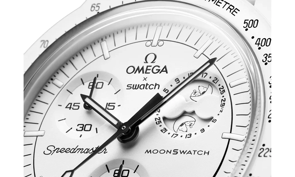 Swatch x Omega Bioceramic Moonswatch Mission To Moonphase Snoopy - Image 2