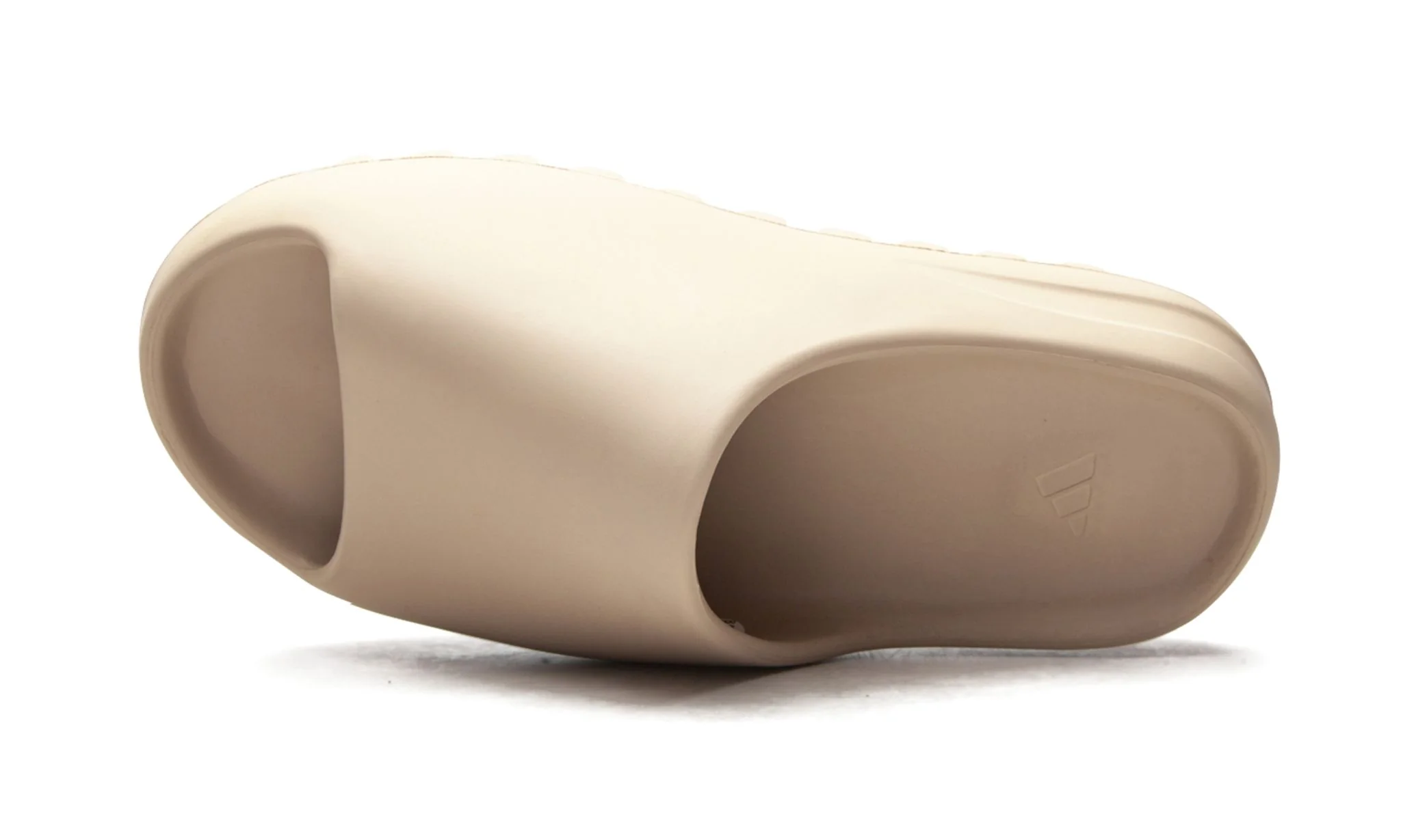 Yeezy Slide Pure - Image 4